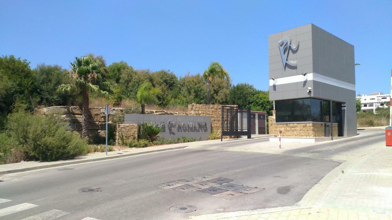 Urb. Valle Romano Capitolio 11B-C Estepona Bagian luar foto
